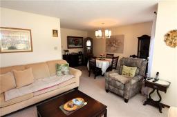 Living room - 481 Giroux Street, Winnipeg, MB R2J0L6 Photo 5