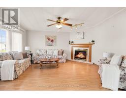 Sunroom - 379 3033 Townline Rd, Fort Erie, ON L0S1S1 Photo 5