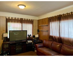 Living room - 7461 7th Street, Grand Forks, BC V0H1H0 Photo 7