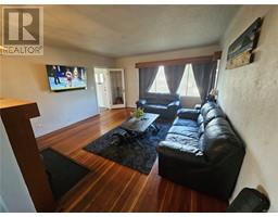 Living room - 3665 12 Th Ave, Port Alberni, BC V9Y5A3 Photo 4