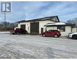 317 9th Street Nw, Meadow Lake, SK S9X1Y5 Photo 4