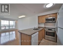 708 935 Sheppard Ave W, Toronto, ON M3H2T7 Photo 3