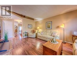 Living room - 51 Hollinrake Avenue, Brantford, ON N3T0B6 Photo 6