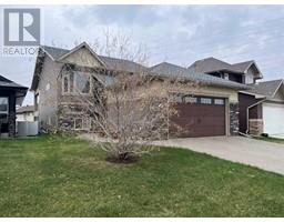 Foyer - 258 Viscount Drive, Red Deer, AB T4R0M7 Photo 2