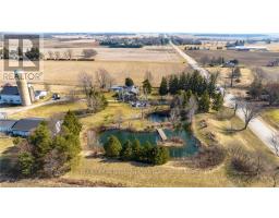 22930 Thames Rd, Southwest Middlesex, ON N0L1A0 Photo 2