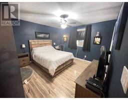 Bedroom - 135 Nickerson Avenue, Hinton, AB T7V1A4 Photo 6