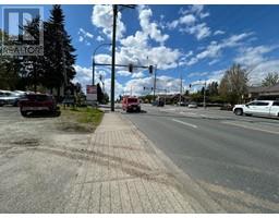 23004 Dewdney Trunk Road, Maple Ridge, BC V2X3L1 Photo 4
