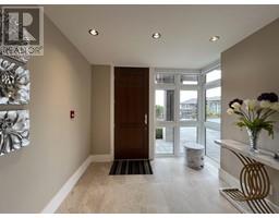 2559 Highgrove Mews, West Vancouver, BC V7S0A4 Photo 3