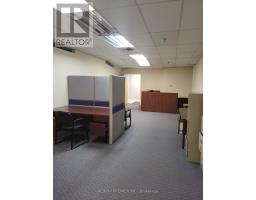 11 3850 Steeles Ave W, Vaughan, ON L4L4Y6 Photo 3