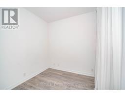3207 5 Buttermill Ave, Vaughan, ON L4K0J5 Photo 5