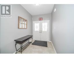 Dining room - 2084 Queensbury Dr, Oshawa, ON L1K0S1 Photo 3
