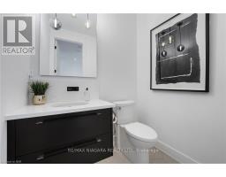 Bathroom - 22 154 Port Robinson Rd, Pelham, ON L0S1E6 Photo 7