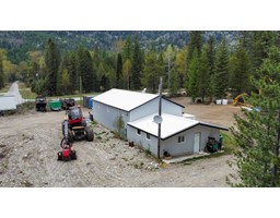 Ensuite - 1978 Airport Road, Salmo, BC V0G1Z0 Photo 6