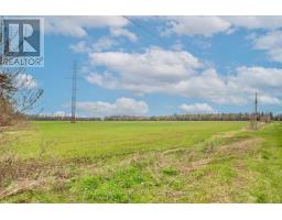 2452 9 10 Sideroad Sdrd, Clearview, ON L0M1S0 Photo 6