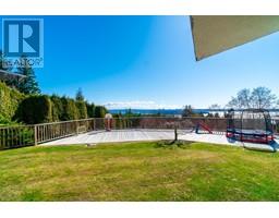 2289 Westhill Drive, West Vancouver, BC V7S2Z2 Photo 7