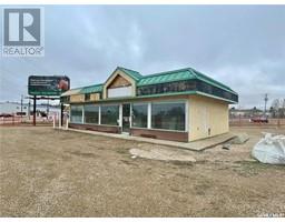 874 High Street W, Moose Jaw, SK S6H1T9 Photo 3