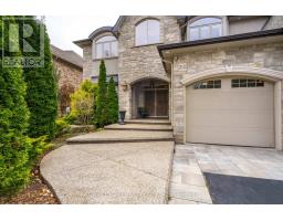 Great room - 212 Valleyview Dr, Hamilton, ON L9G2A8 Photo 2