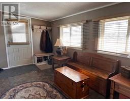 Primary Bedroom - 136 Anson Avenue Sw, Medicine Hat, AB T1A8A3 Photo 2