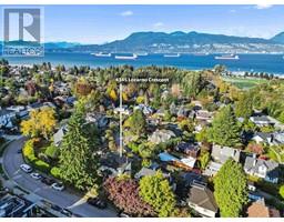 4345 Locarno Crescent, Vancouver, BC V6R1G2 Photo 3