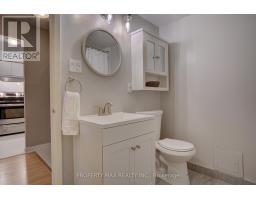 Bathroom - 1605 298 Jarvis St, Toronto, ON M5B2M4 Photo 7