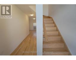 16 Wascana Rd, Vaughan, ON L4L1A7 Photo 2