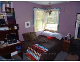 Primary Bedroom - 1174 Oxford St E, London, ON N5Y3M1 Photo 6