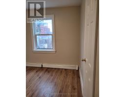 31 Toronto St, Barrie, ON L4N1T8 Photo 6
