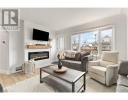 Living room - 142 Odell Street, Belmont, ON N0L1B0 Photo 7