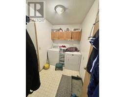 Laundry room - 5612 52 Street, Eckville, AB T0M0X0 Photo 4
