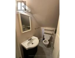 Bathroom - 3 12 Wellington Street N, Kitchener, ON N2H5J4 Photo 4