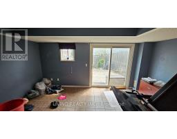 Living room - 48 Jenkinson Way, Toronto, ON M1P5H4 Photo 4