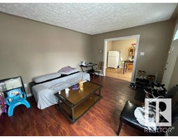 Primary Bedroom - 11720 89 St Nw, Edmonton, AB T5B3V5 Photo 4