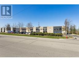 6305 Danville Rd, Mississauga, ON L5T2H7 Photo 4
