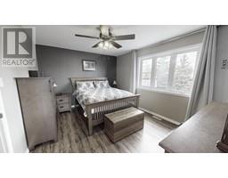 Living room - 8308 90 Avenue, Fort St John, BC V1J6M3 Photo 6