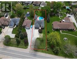 4pc Ensuite bath - 1413 County Rd 22, Lakeshore, ON N0R1A0 Photo 2
