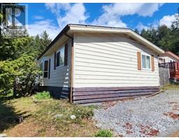 31 6271 Mcandrew Ave, Powell River, BC null Photo 3