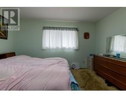 Bedroom 3 - 3941 Sande Avenue, Terrace, BC V8G3V5 Photo 4