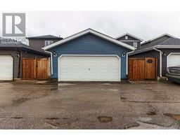 Eat in kitchen - 616 Athabasca Avenue, Fort Mcmurray, AB T9J1H8 Photo 2