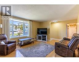 Living room - 30 Galena Ave, Logan Lake, BC null Photo 5