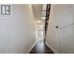 Great room - 45 Gemini Dr, Barrie, ON L9J0C3 Photo 3