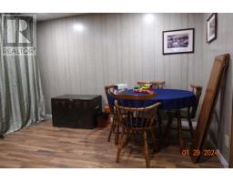 Dining room - 34 Jade Ave, Timmins, ON P4N4M2 Photo 3