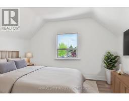 Bedroom - Upper 35 Ingleside Dr, Toronto, ON M3K1V2 Photo 4