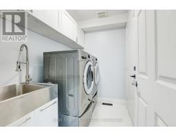 Laundry room - 285 Christopher Dr, Cambridge, ON N1P1A1 Photo 4