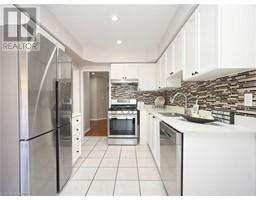 2pc Bathroom - 6154 Rowers Crescent, Mississauga, ON L5V3A1 Photo 7