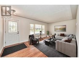 Recreation room - 178 Plymouth Road, Kitchener, ON N2G3G5 Photo 6