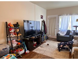 Living room - 1488 Third Avenue, Trail, BC V1R1P5 Photo 4