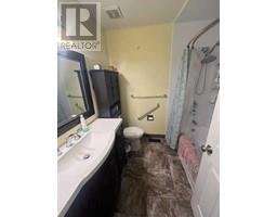 2pc Bathroom - 4826 51 Avenue, Bentley, AB T0C0J0 Photo 6