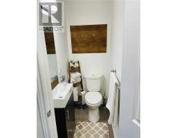 Bathroom - 12 100 Long Branch Avenue, Toronto, ON M8W0C1 Photo 7