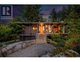 5414 Greentree Road, West Vancouver, BC V7W1N4 Photo 2