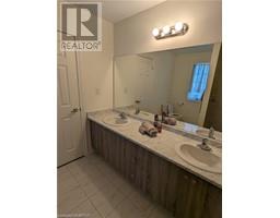 5pc Bathroom - 1168 Green Acres Dr Drive, Fort Erie, ON L2A5P2 Photo 4